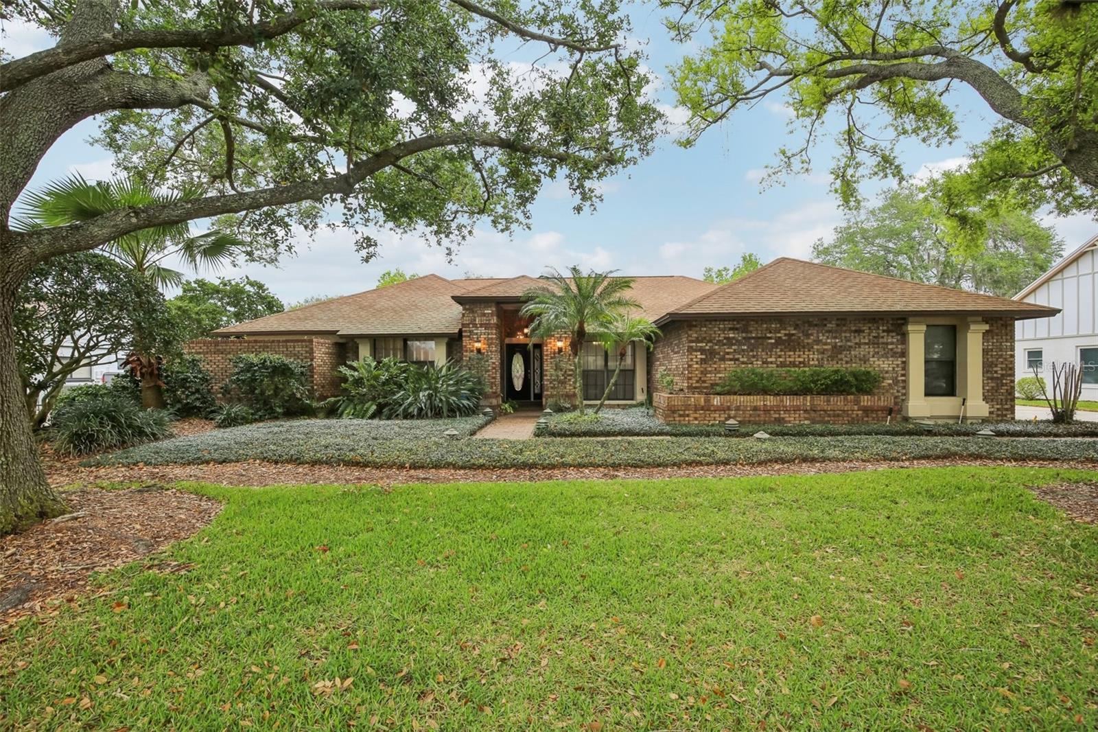 17913 Clear Lake Dr, FL