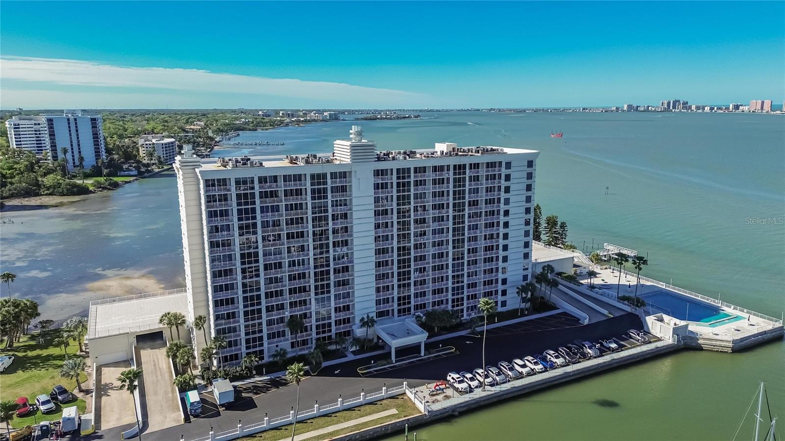 100 Pierce Street, FL