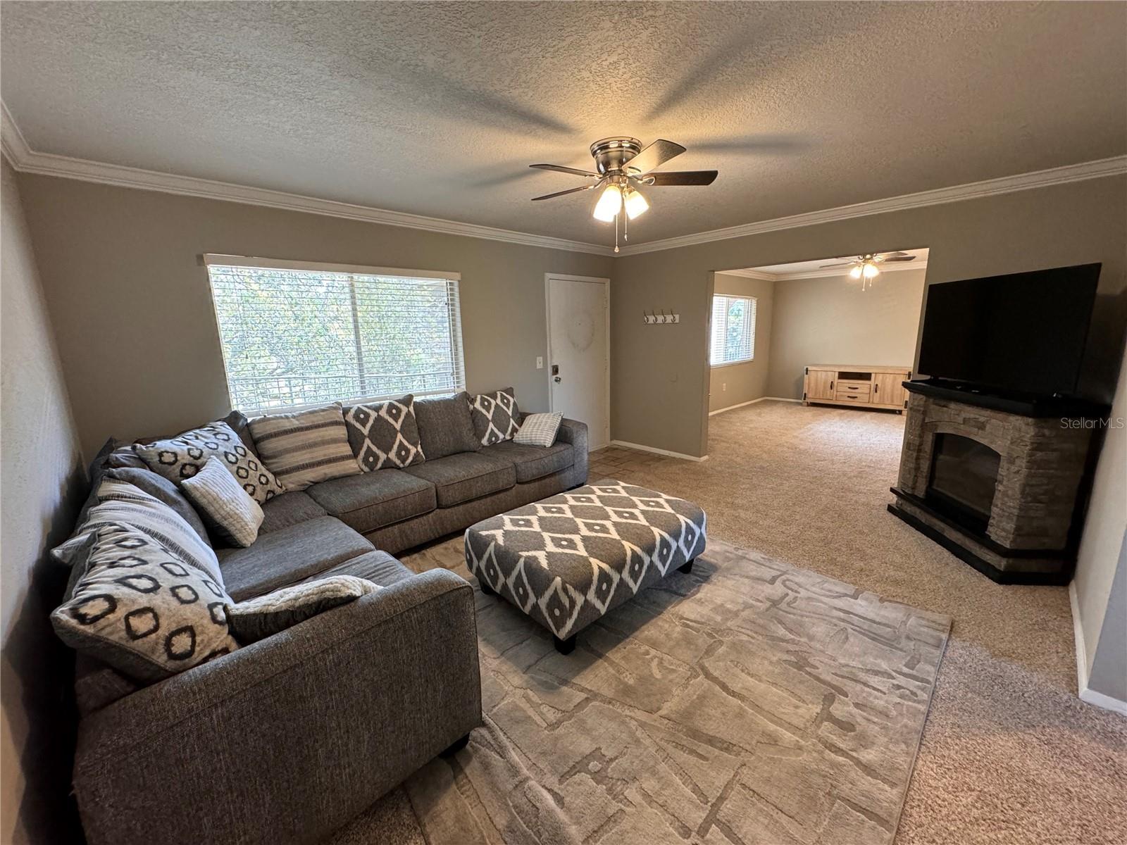 120 Blue Point Way, FL