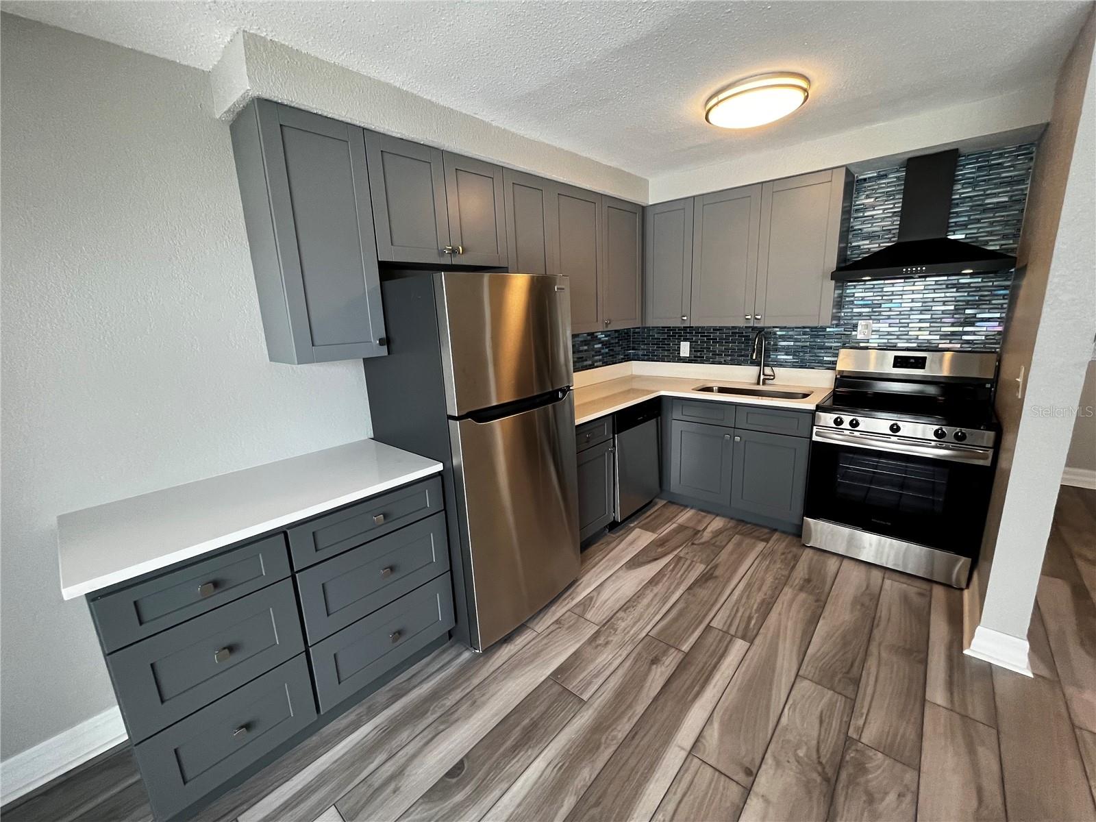 2566 Gary Circle, FL
