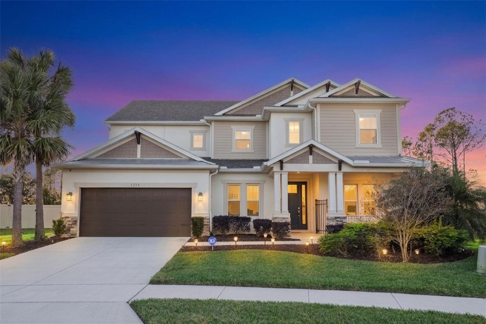 1218 Hillcrest View Loop, FL
