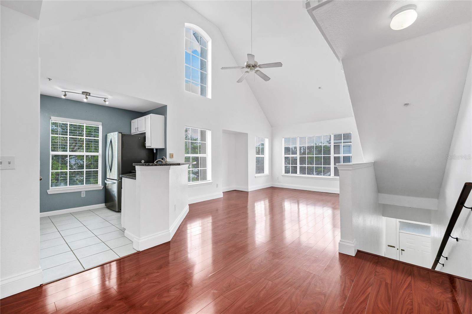 9013 Lee Vista Boulevard, FL