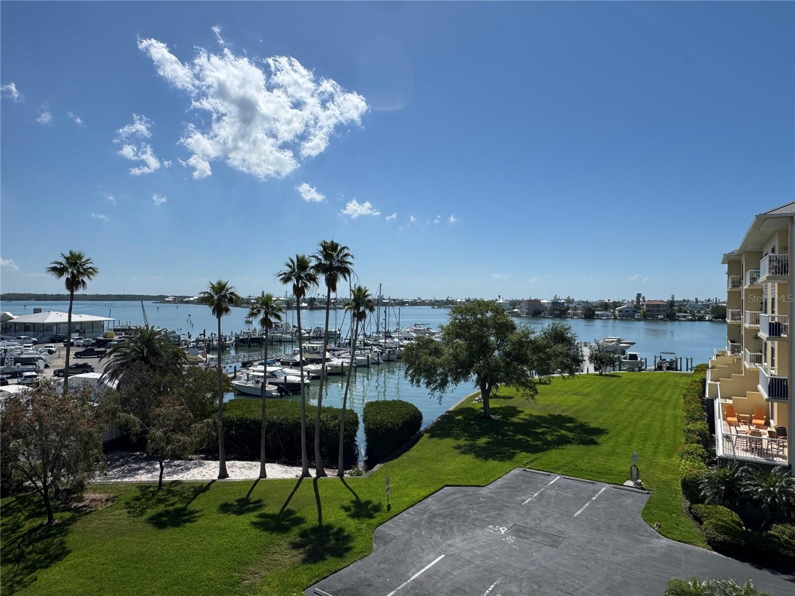 423 150th Ave #1405, FL