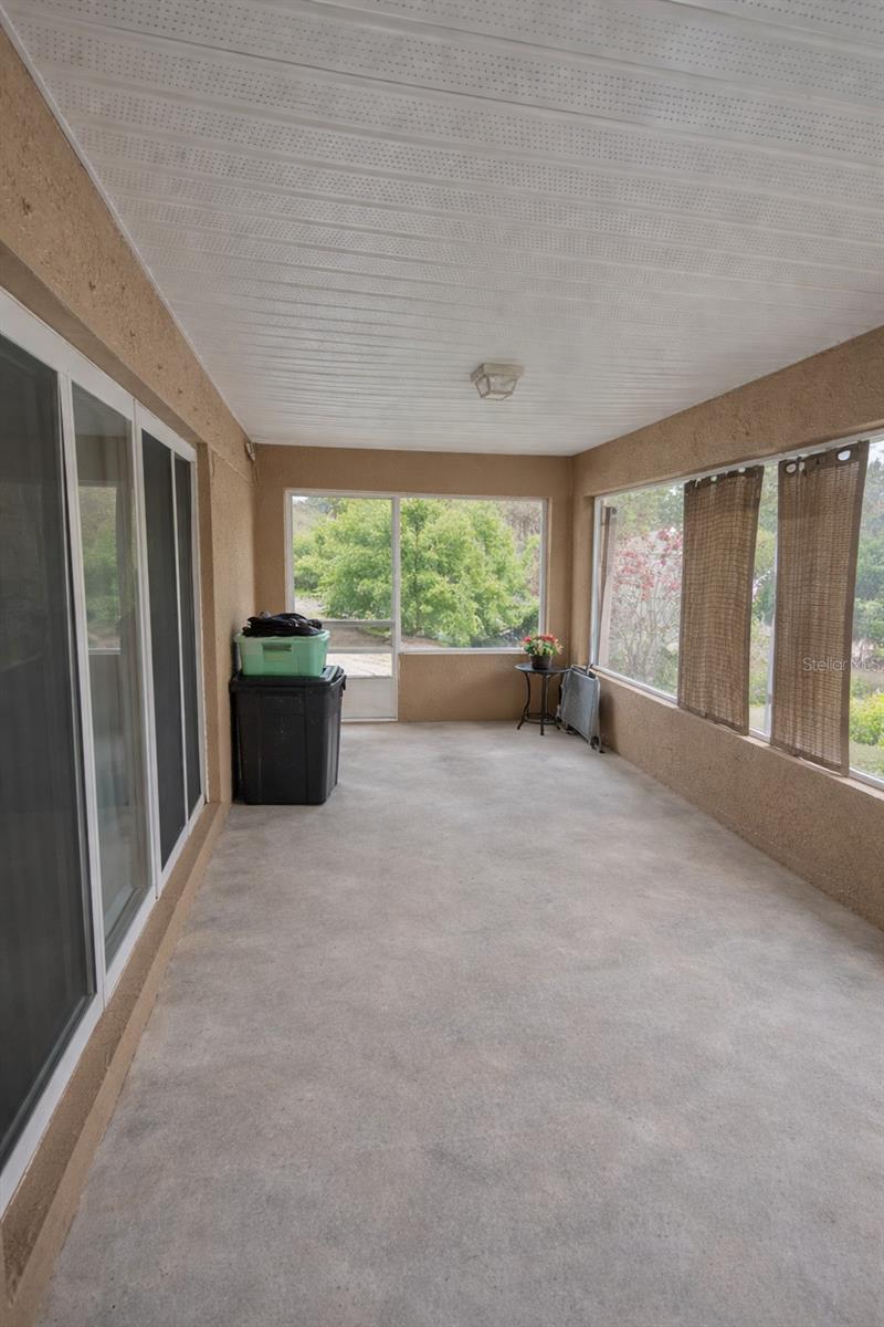 549 White Plains Avenue, FL