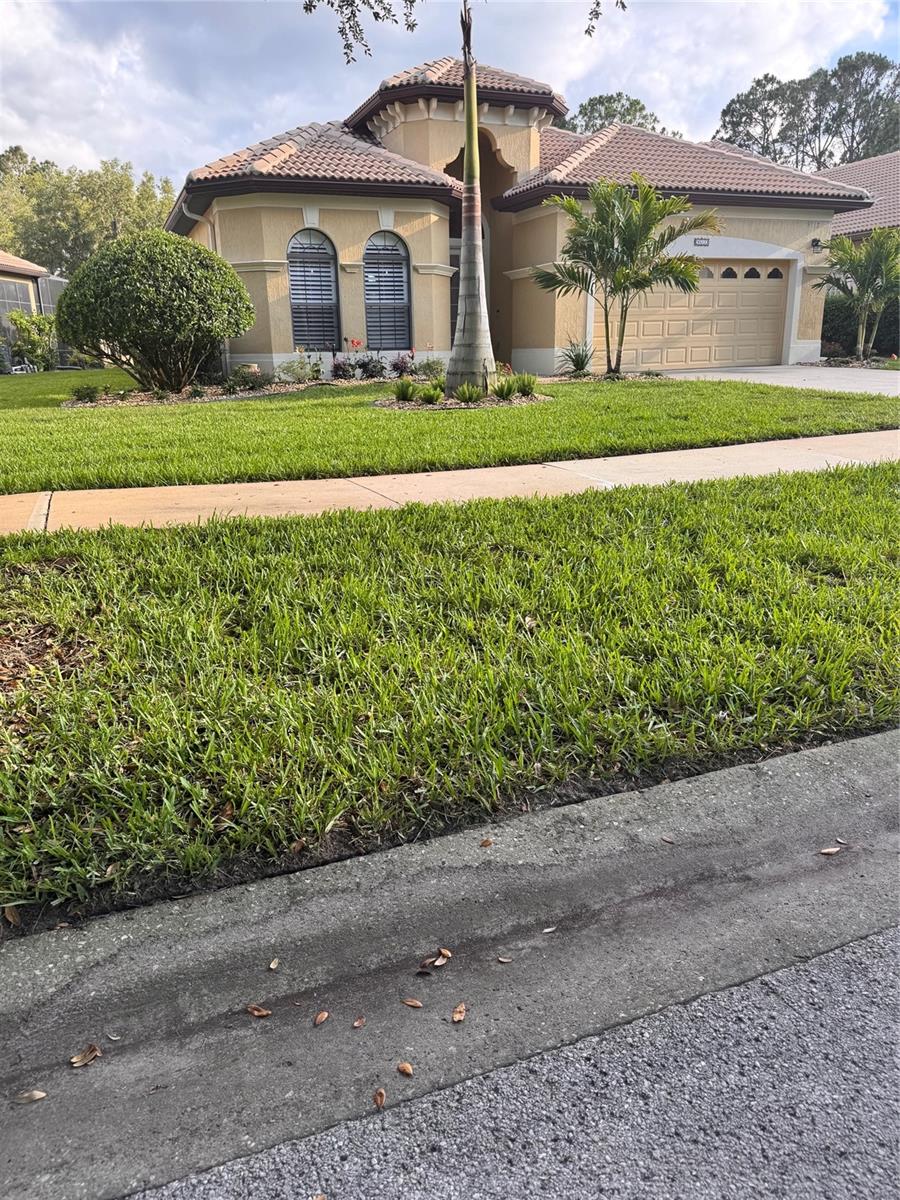 9512 Serra Court, FL