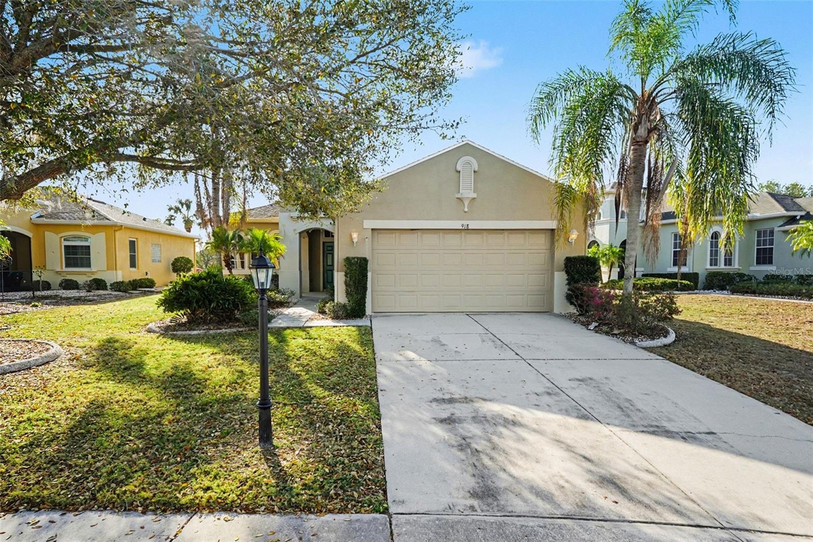 918 Regal Manor Way, FL