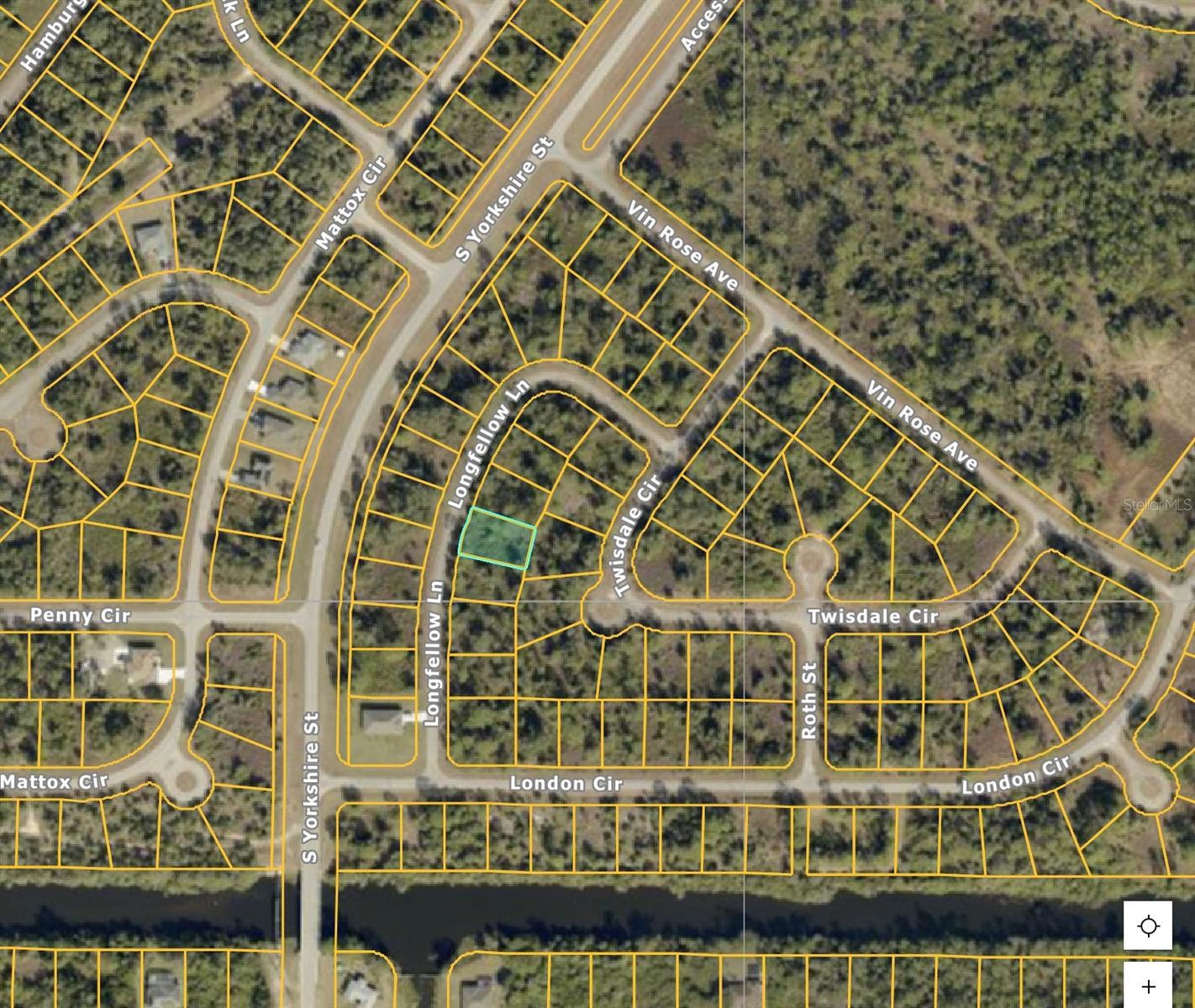 Longfellow Ln, FL