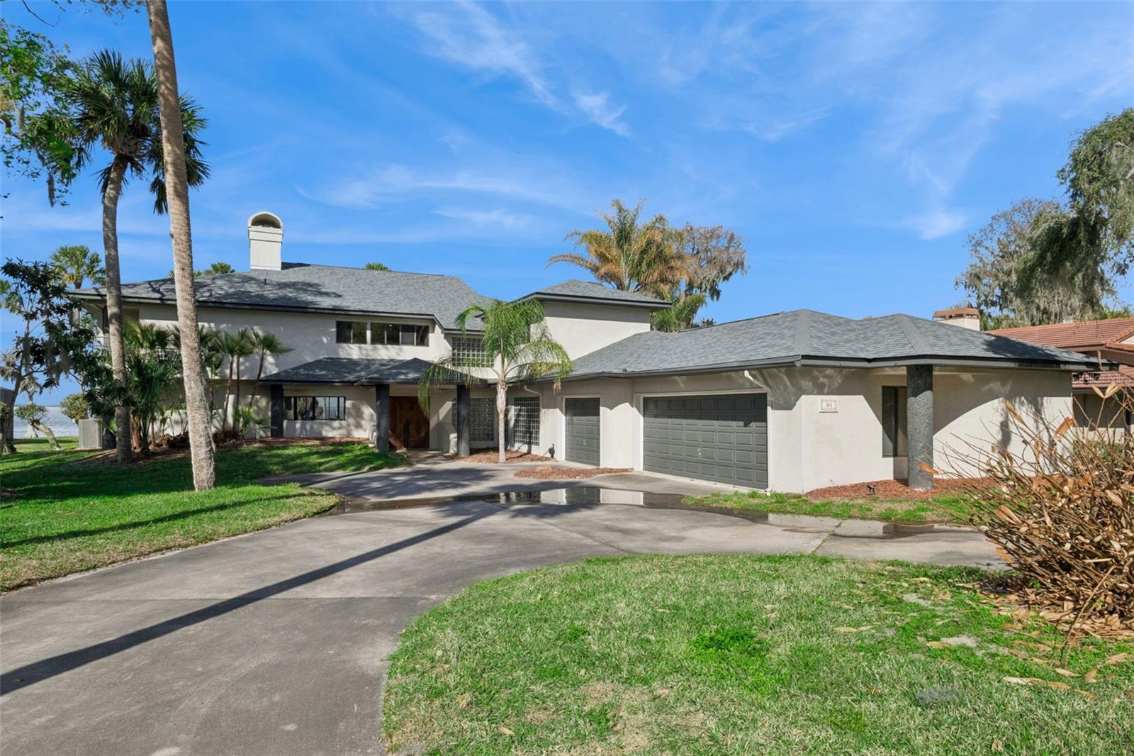 303 Waterwood Dr, FL