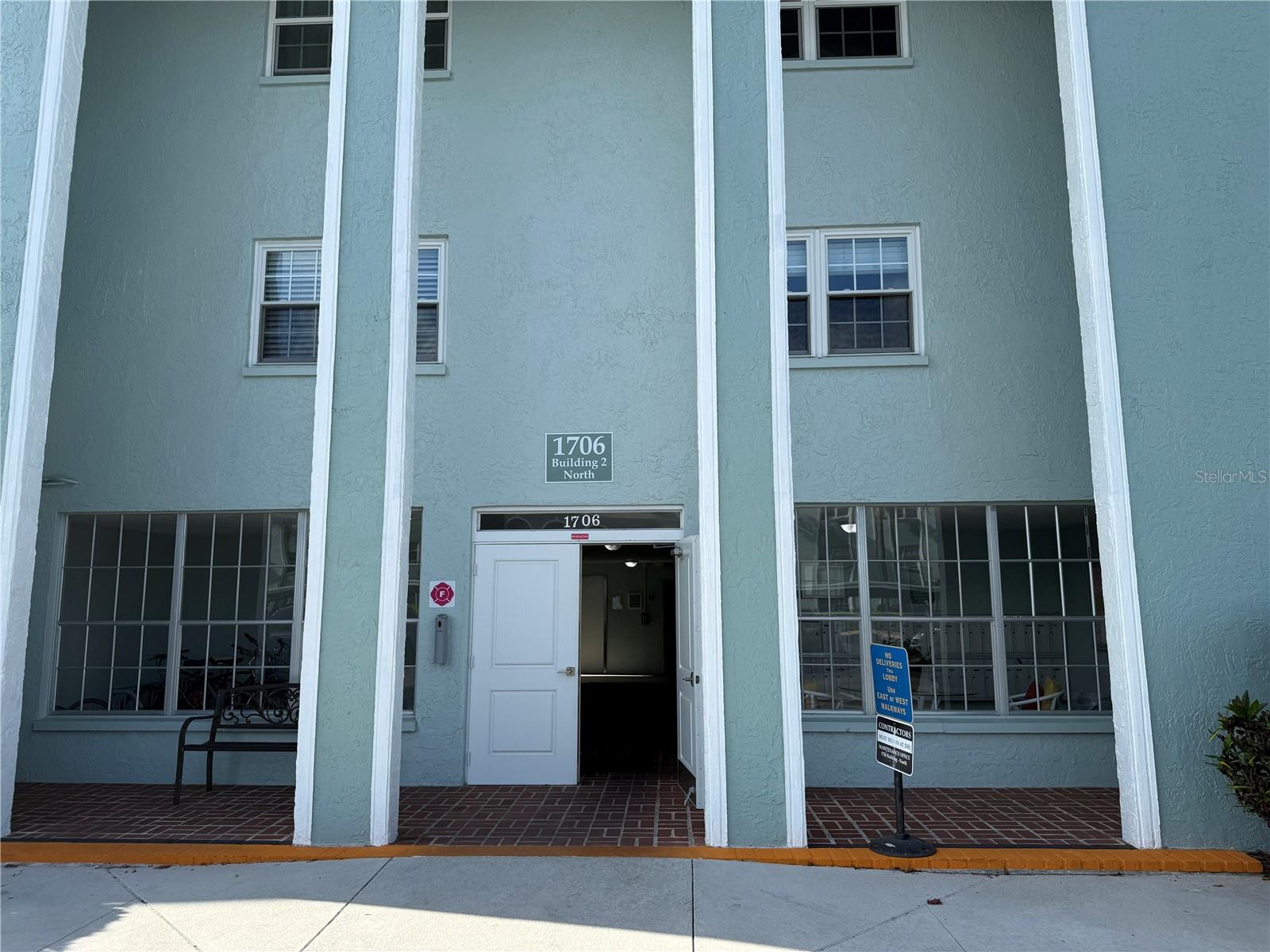 1706 Belleair Forest Drive, FL