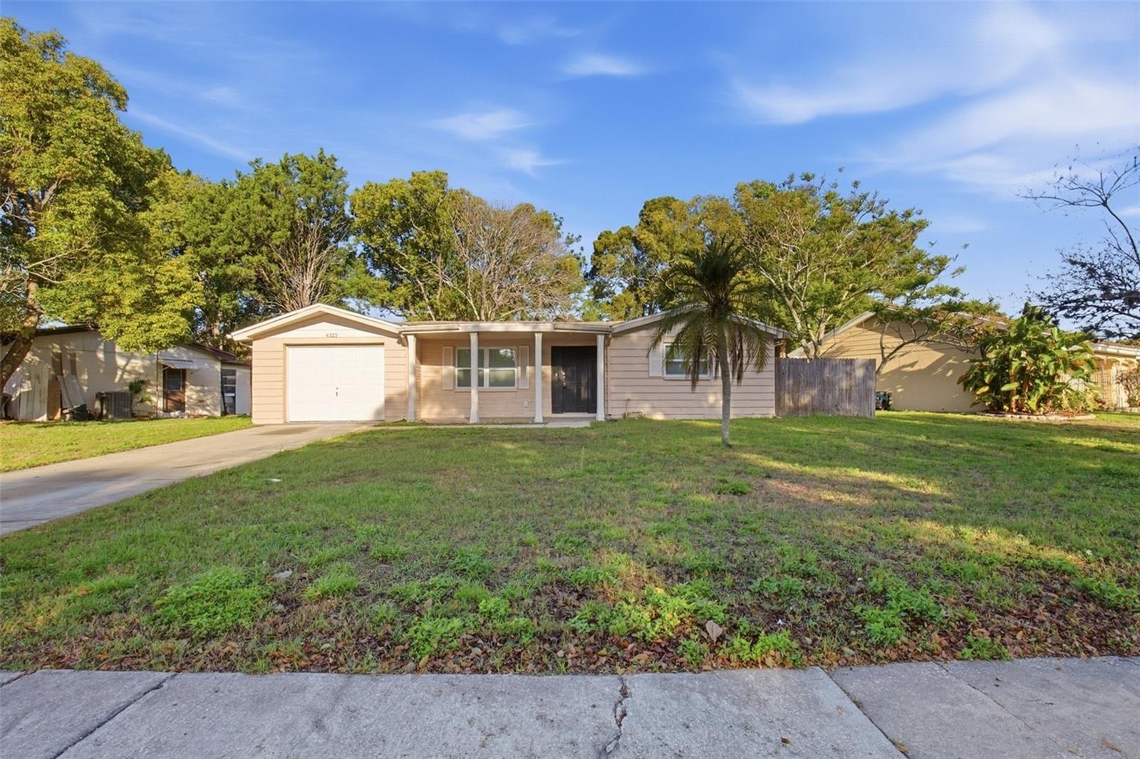 4325 Newbury Dr, FL