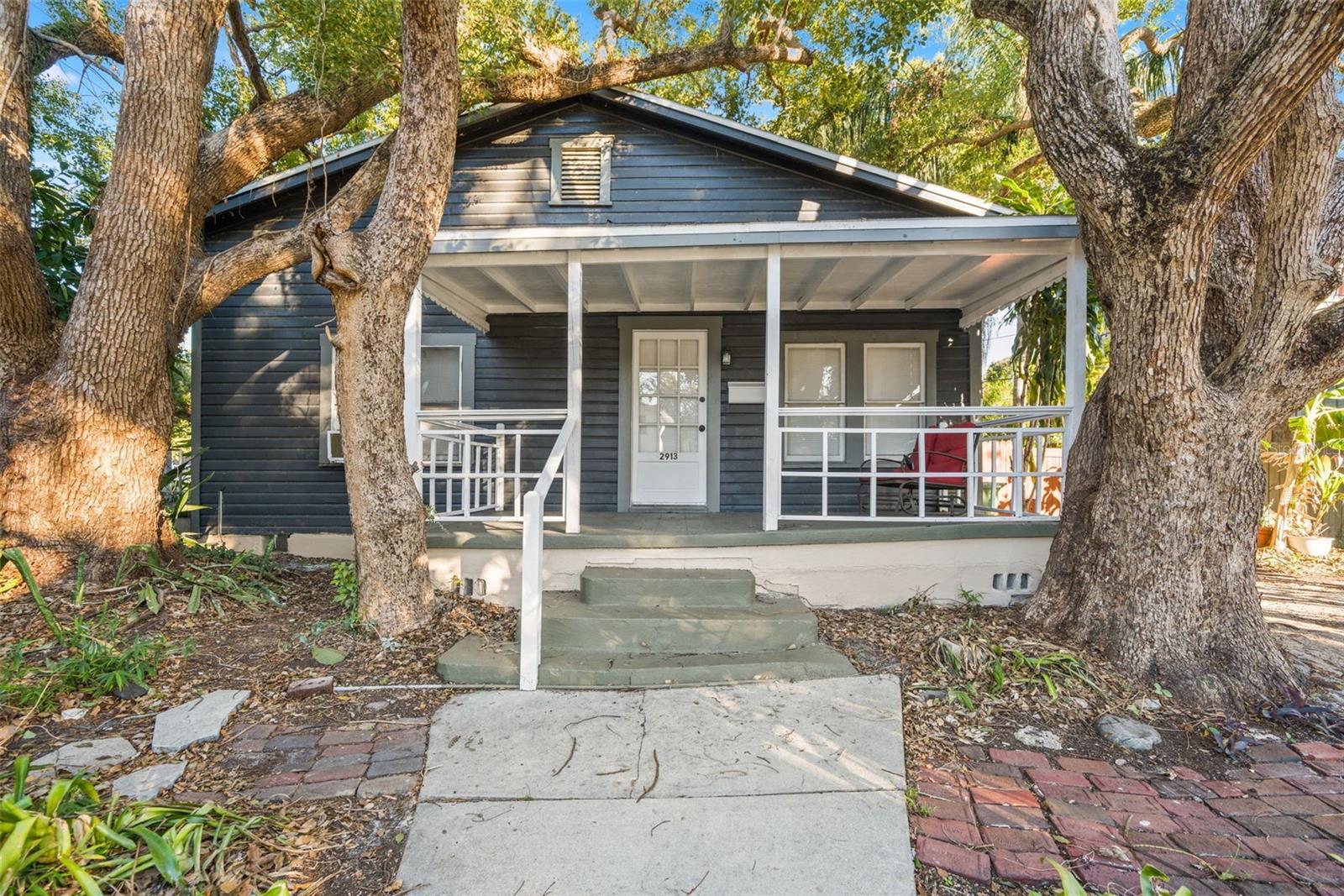 501 Floribraska Avenue, FL