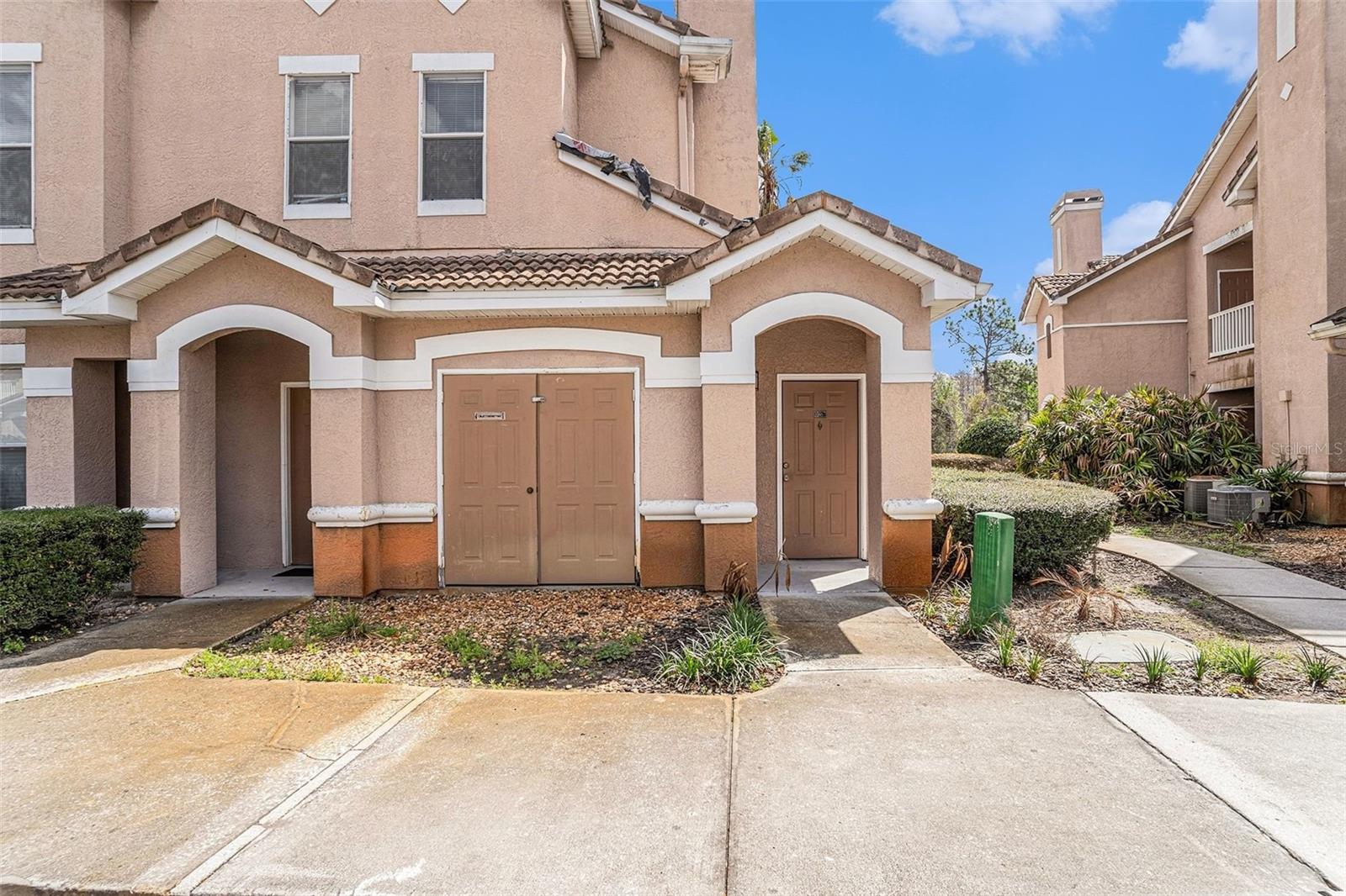 10467 Villa View Cir, FL