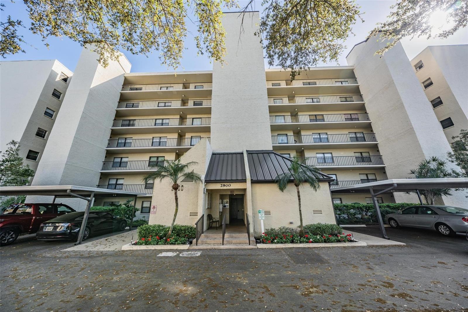 2900 Cove Cay Drive, FL