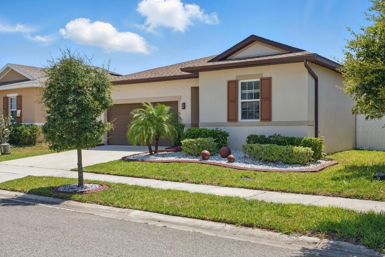 914 Fallon Hills Dr, FL