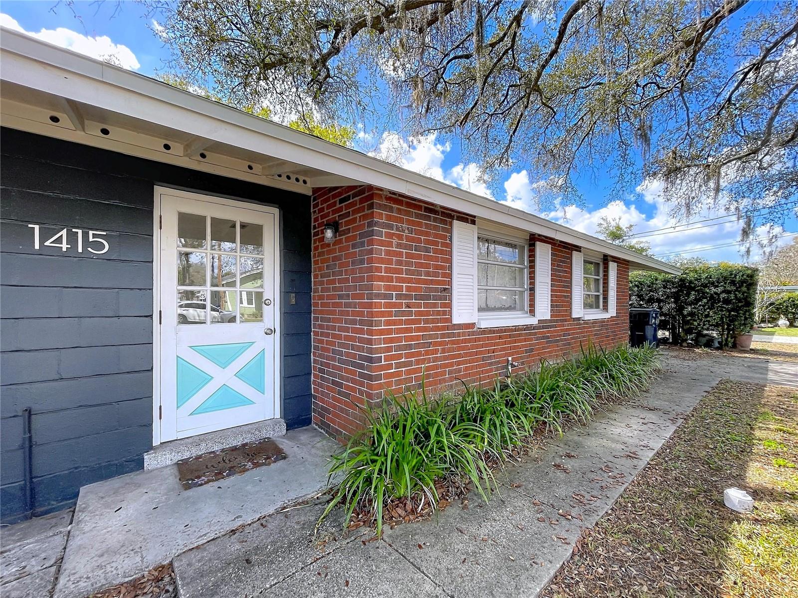 1415 E Idlewild Ave, FL