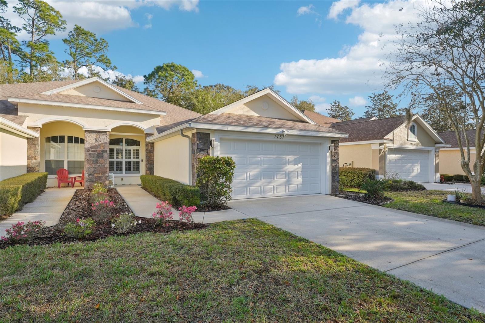 1437 Carlow Cir, FL