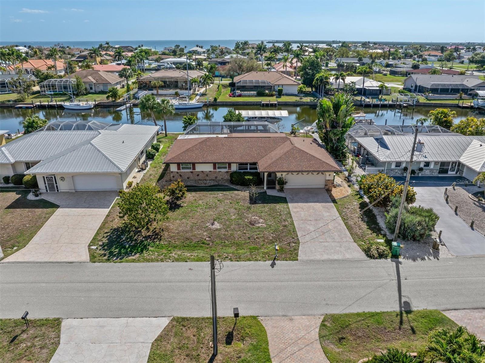 109 Peckham Street, FL