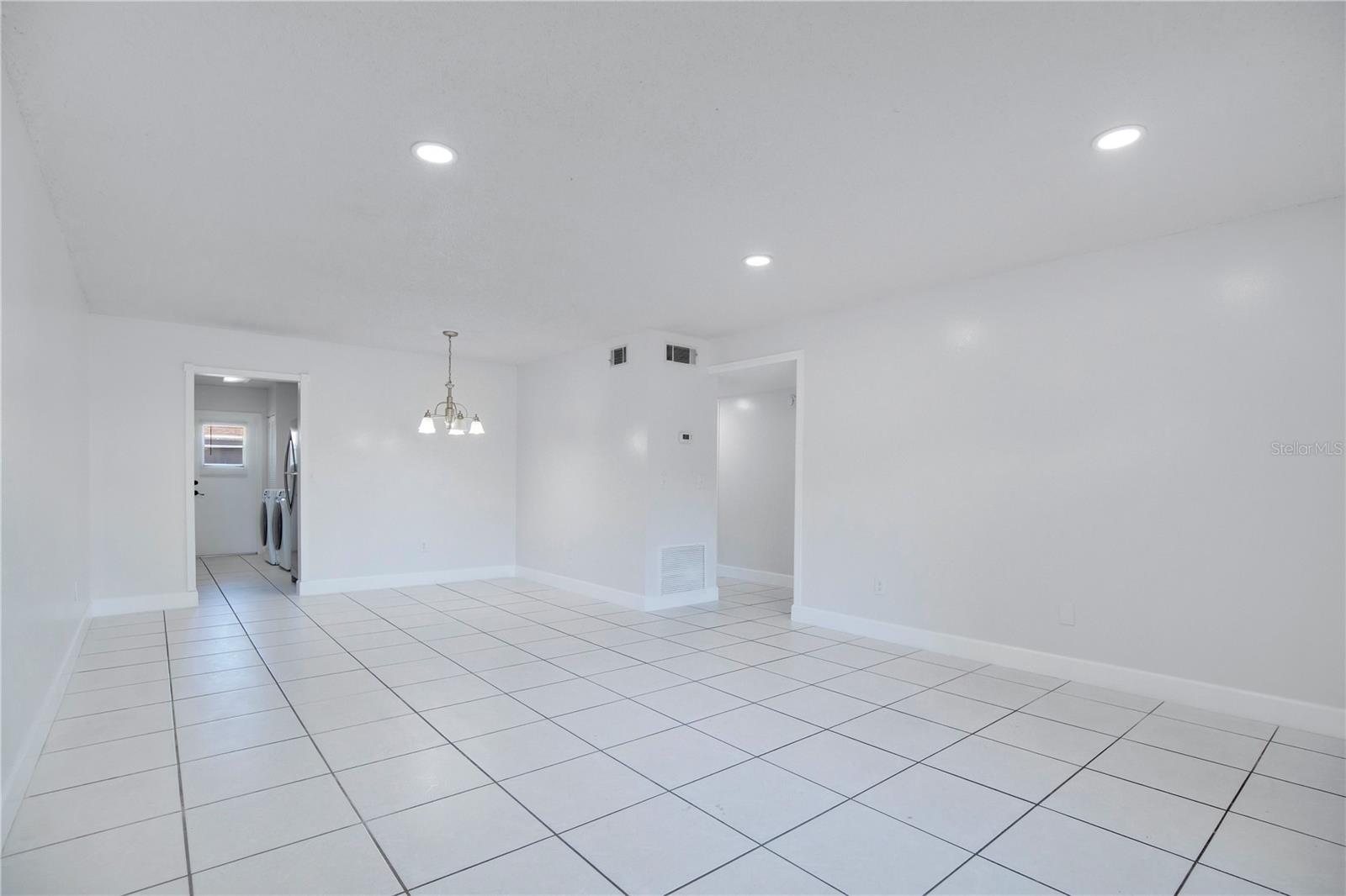 725 Northlake Boulevard, FL