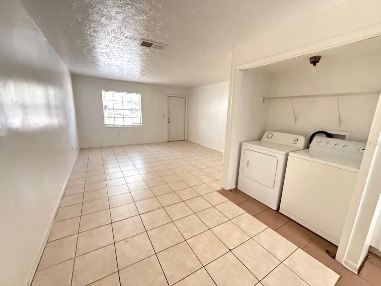 8505 Tampa Street, FL