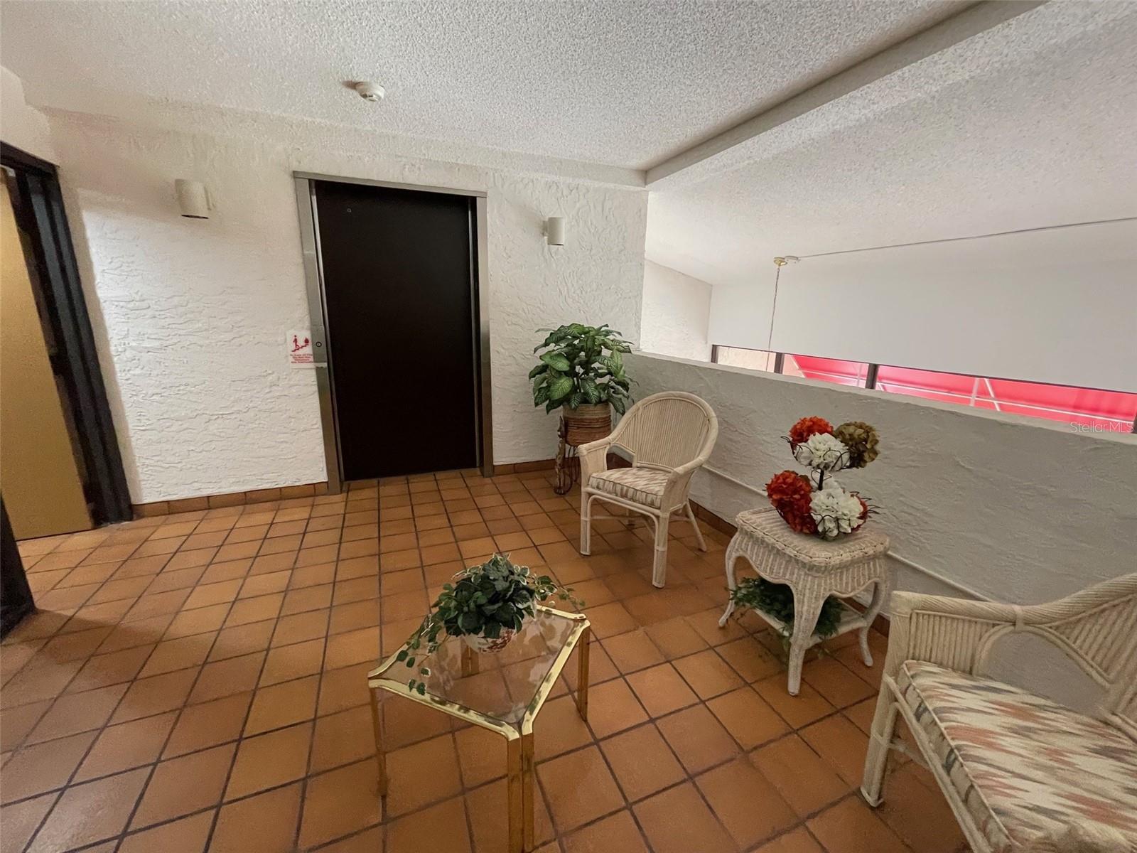 2591 Countryside Boulevard, FL