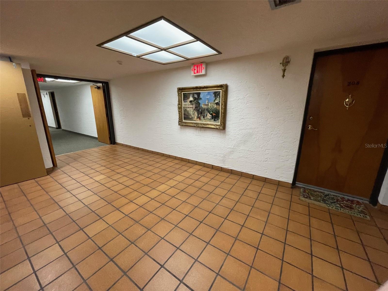2591 Countryside Boulevard, FL