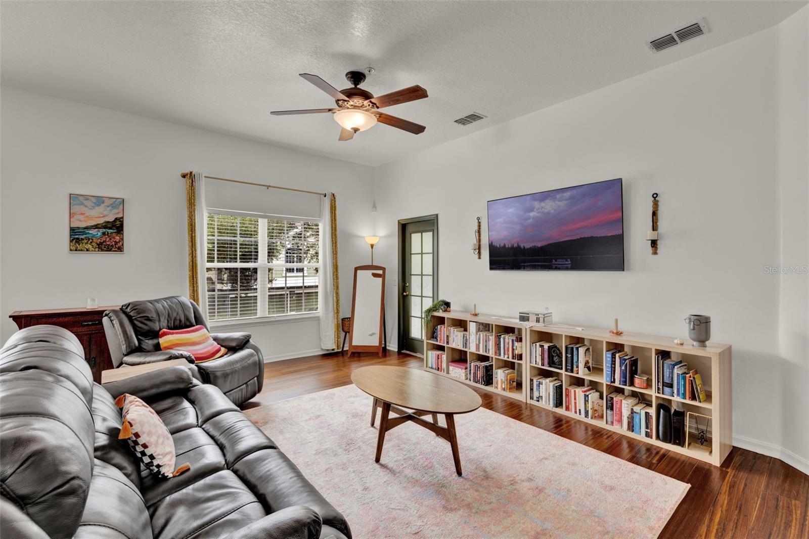 529 Climbing Ivy Court, FL