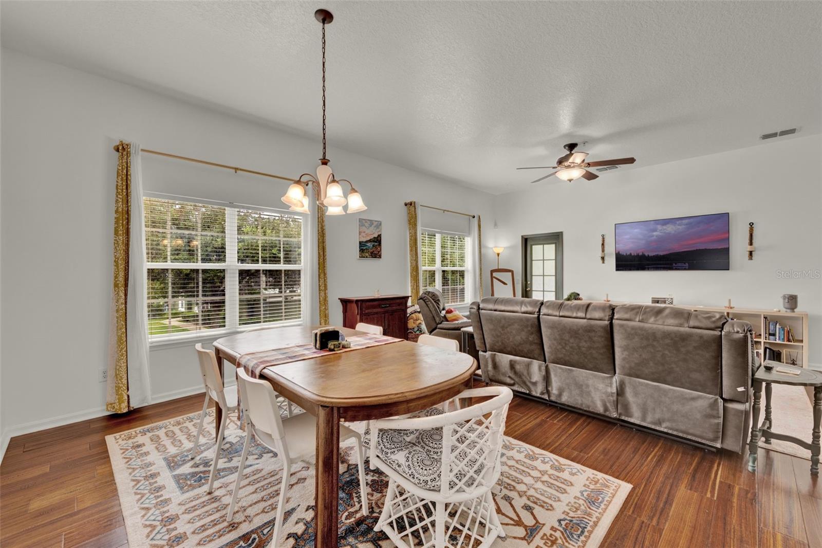 529 Climbing Ivy Court, FL