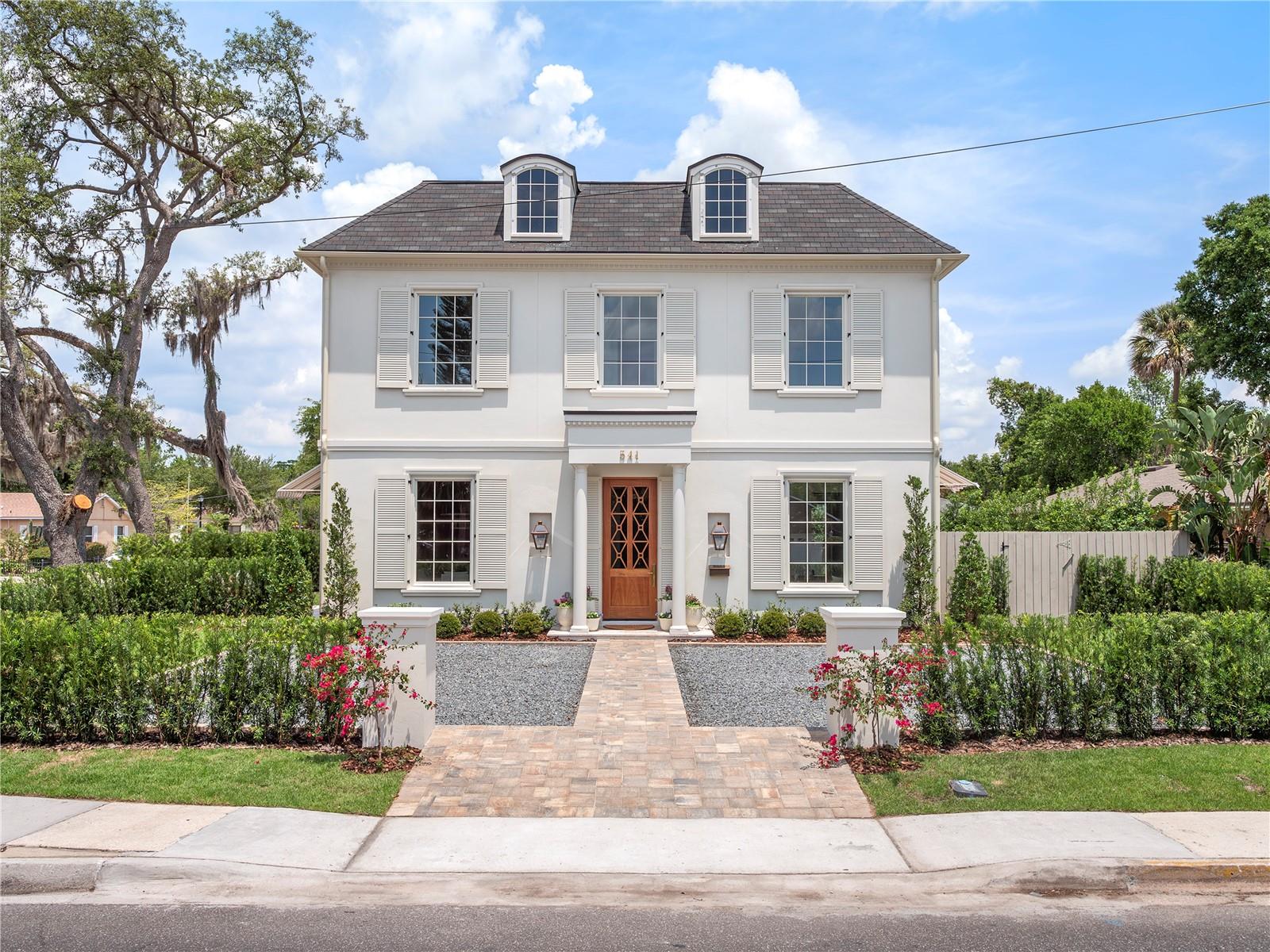 541 Canton Avenue, FL
