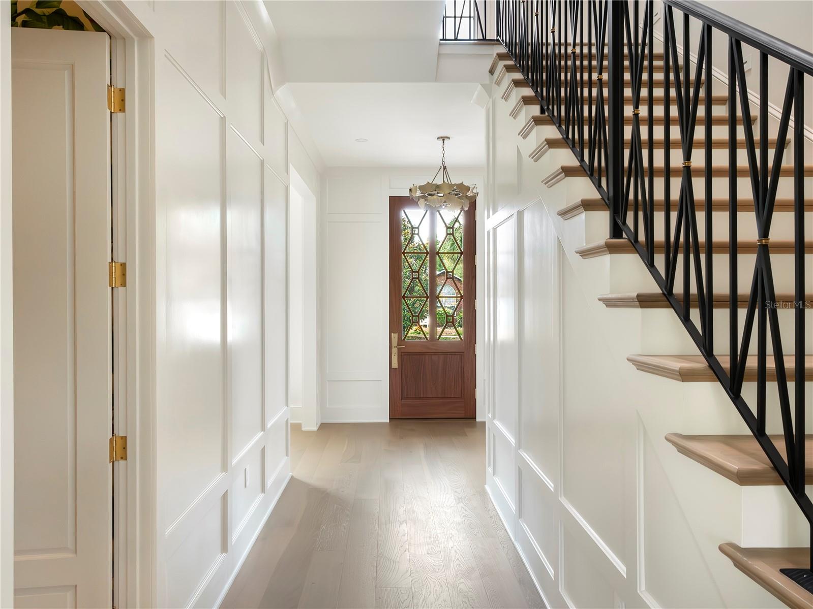 541 Canton Avenue, FL