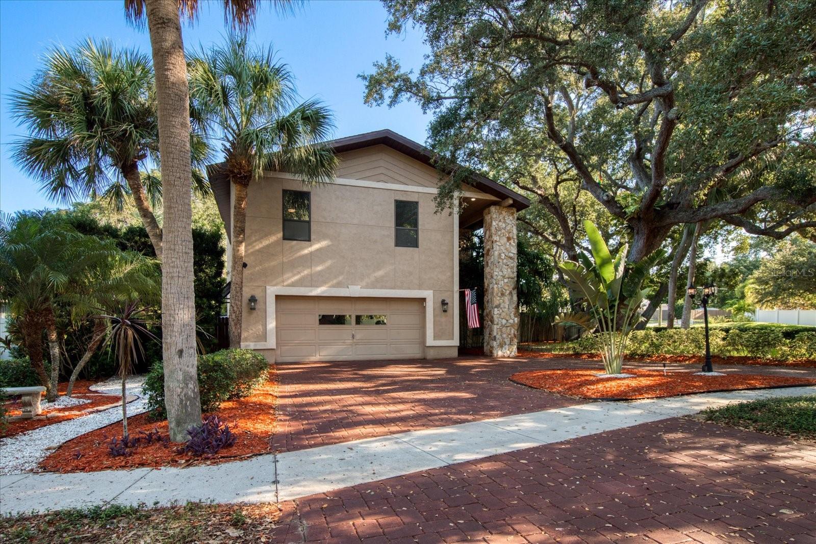 13703 Oak Forest Boulevard, FL