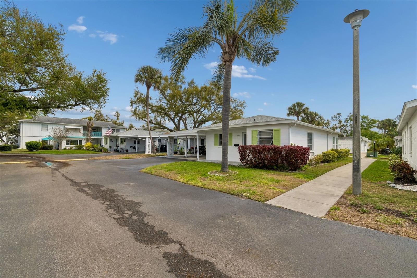 6026 Lilli Way, FL