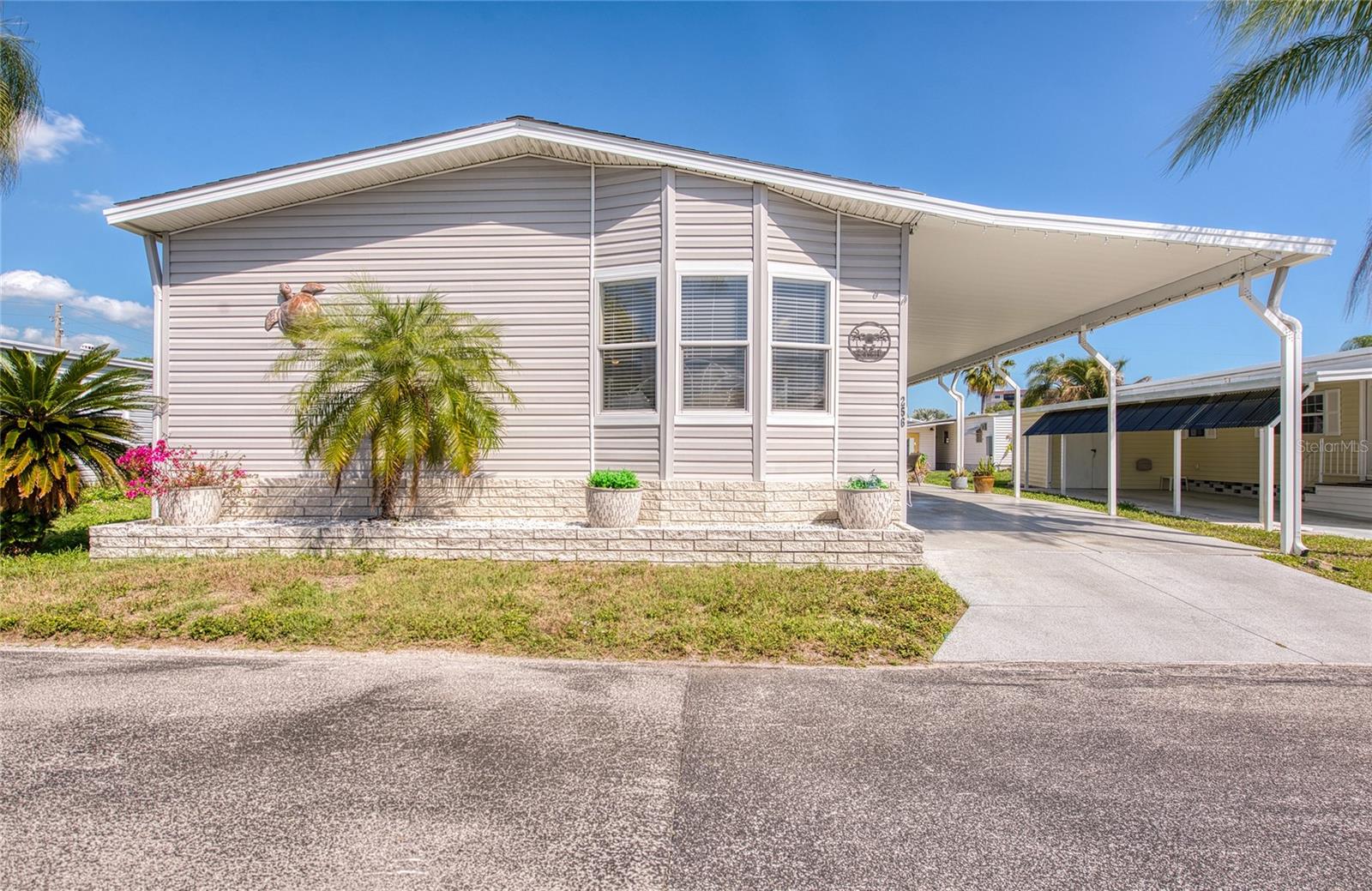 18675 Us Highway 19, FL