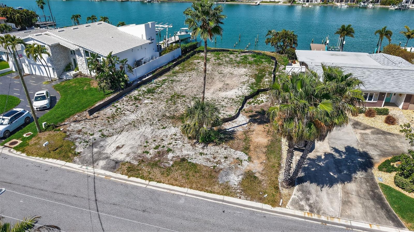 27 Dolphin Drive, FL