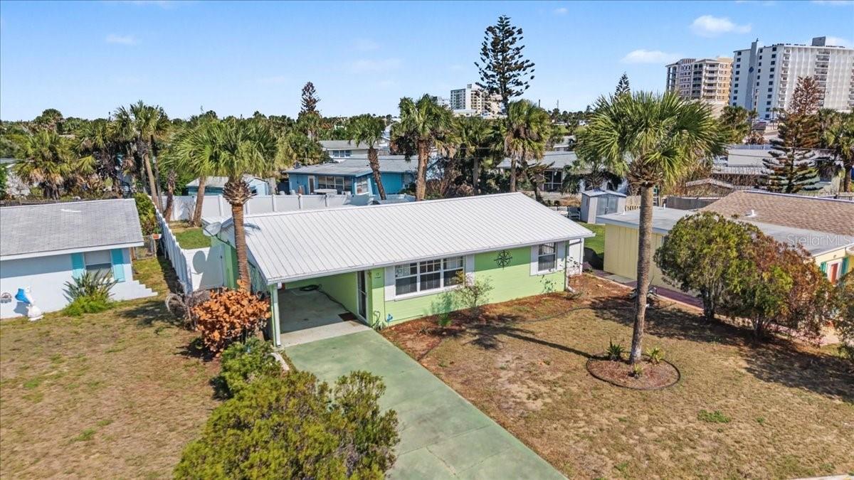 15 Alamanda Dr, FL
