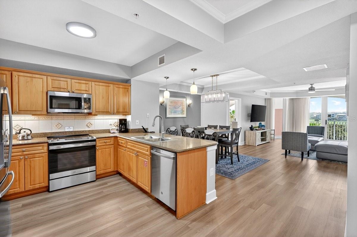 200 Ocean Crest Drive, FL