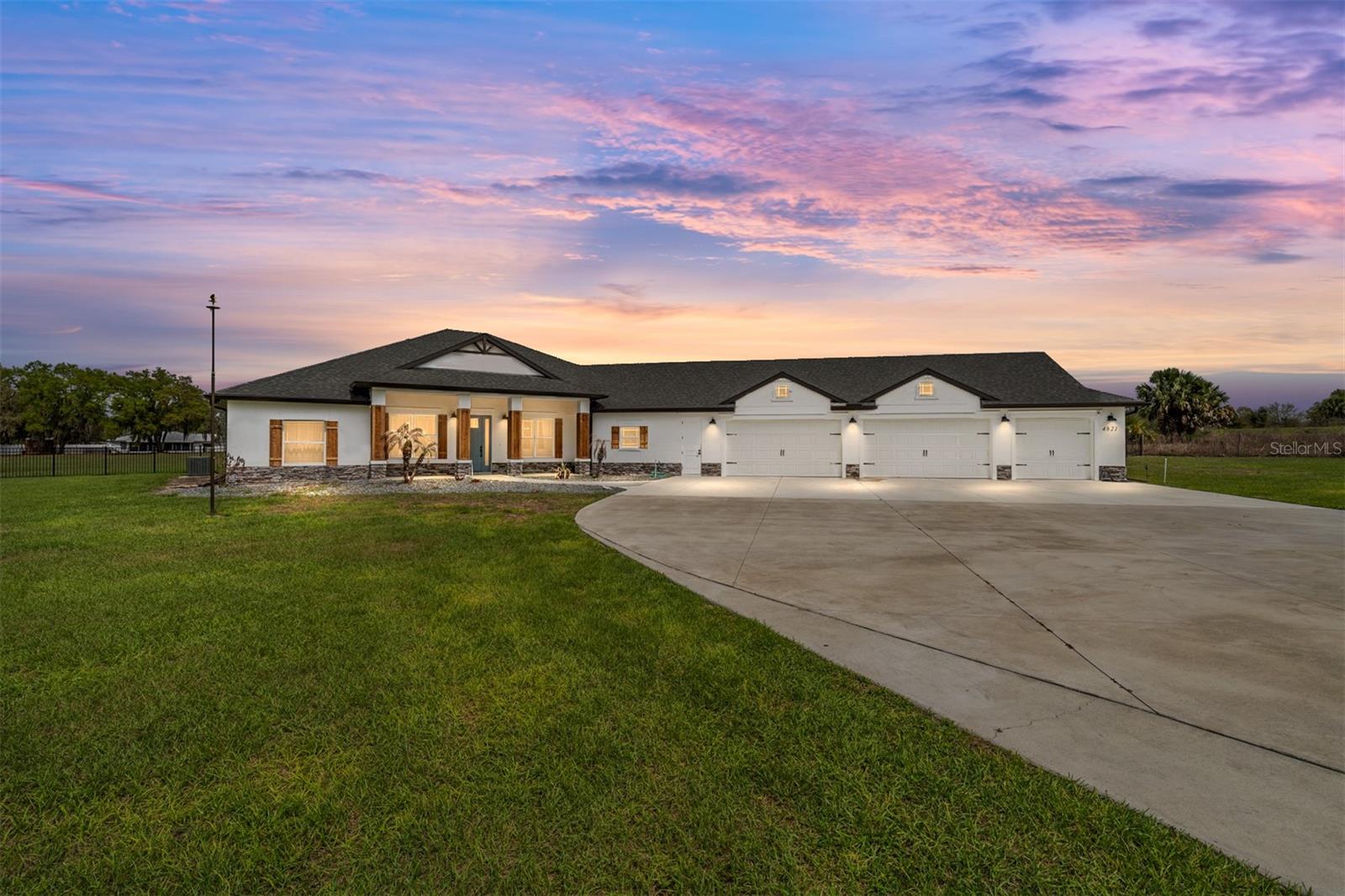 4821 Sunnyside Drive, FL