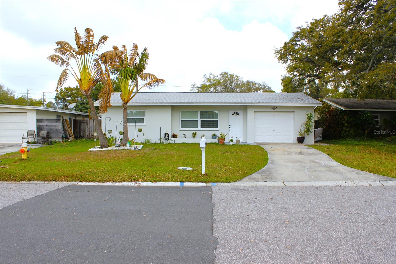 1450 Barry Street, FL