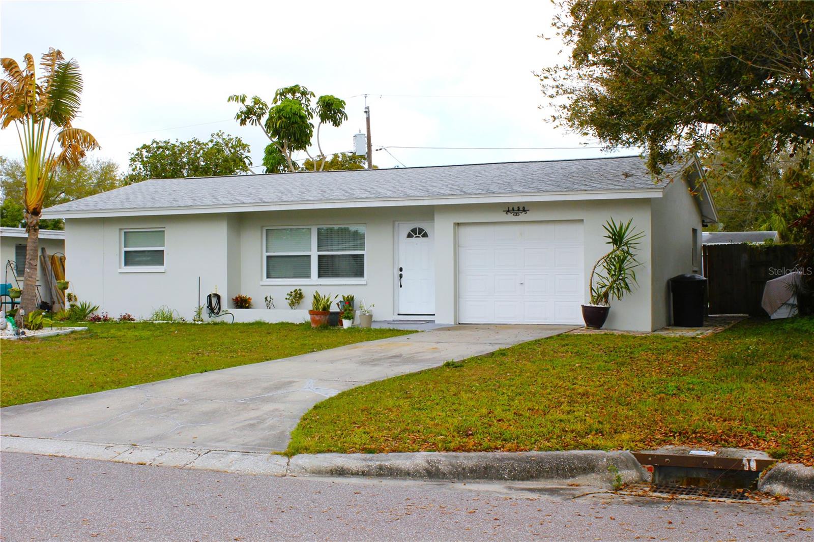 1450 Barry Street, FL