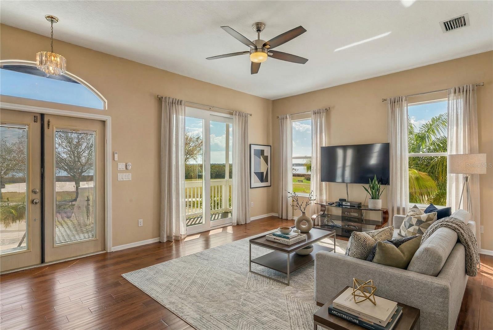 402 Shore Drive, FL