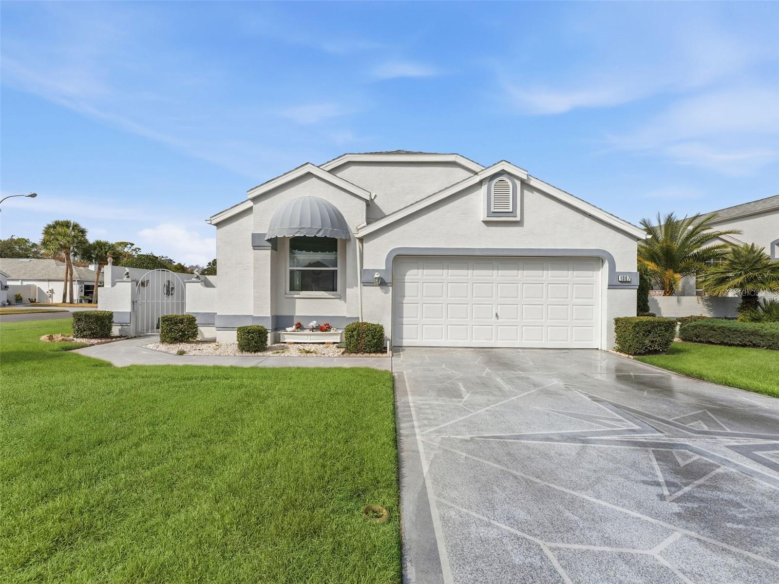 1007 La Bamba Ct, FL