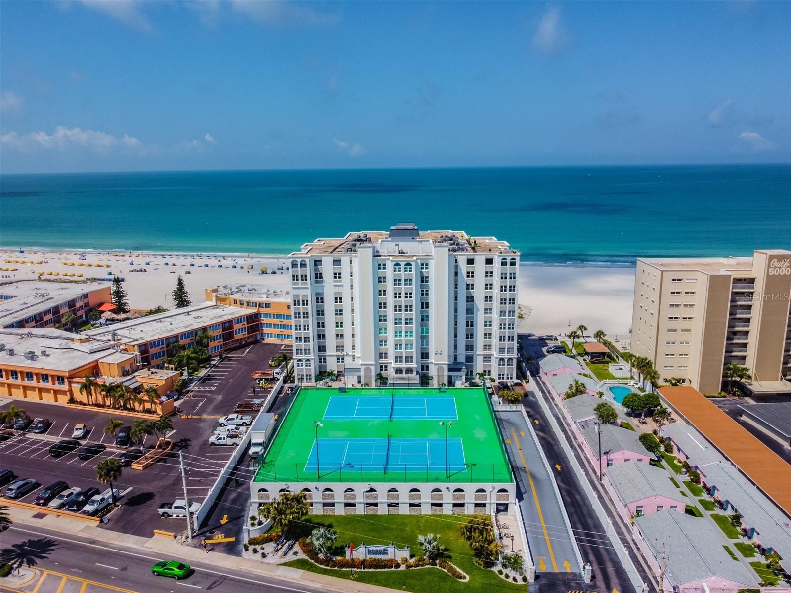 4950 Gulf Blvd #206, FL