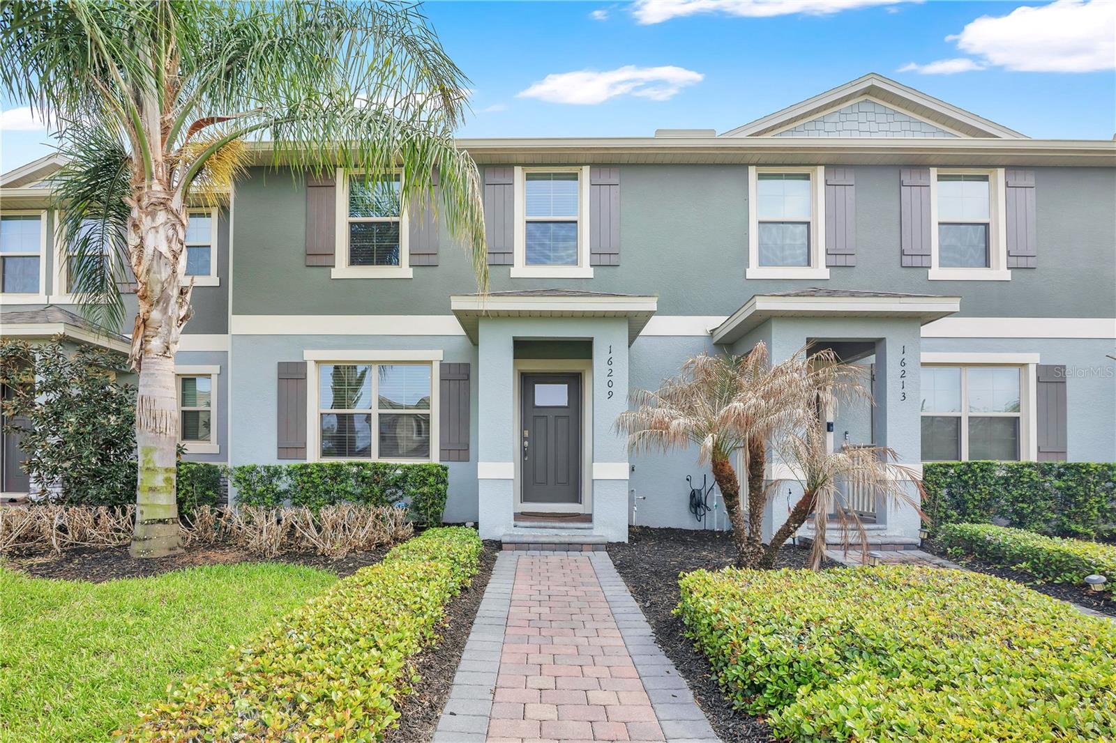 16209 Admirals Cove Ln, FL