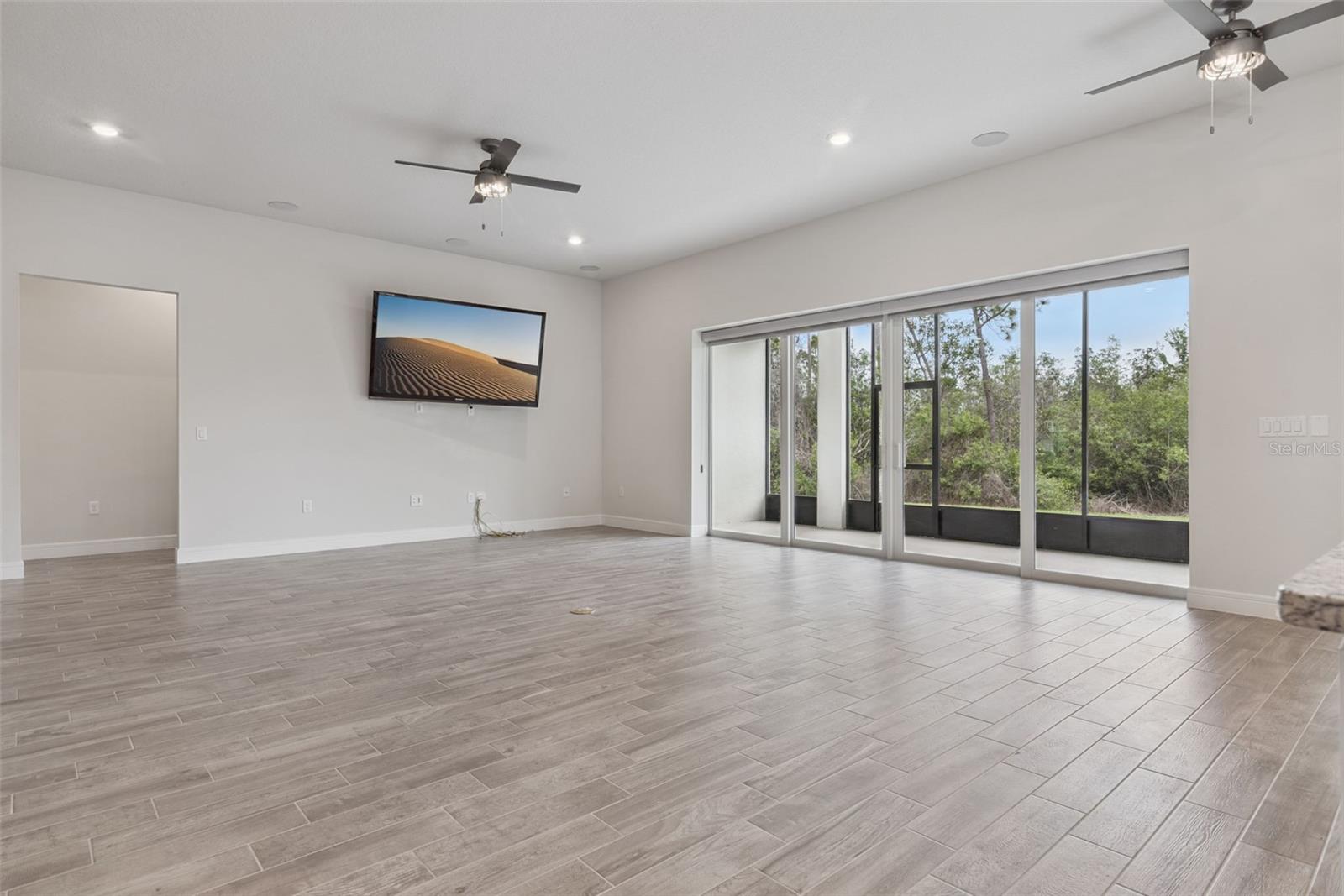 2502 Alligator Flag Court, FL