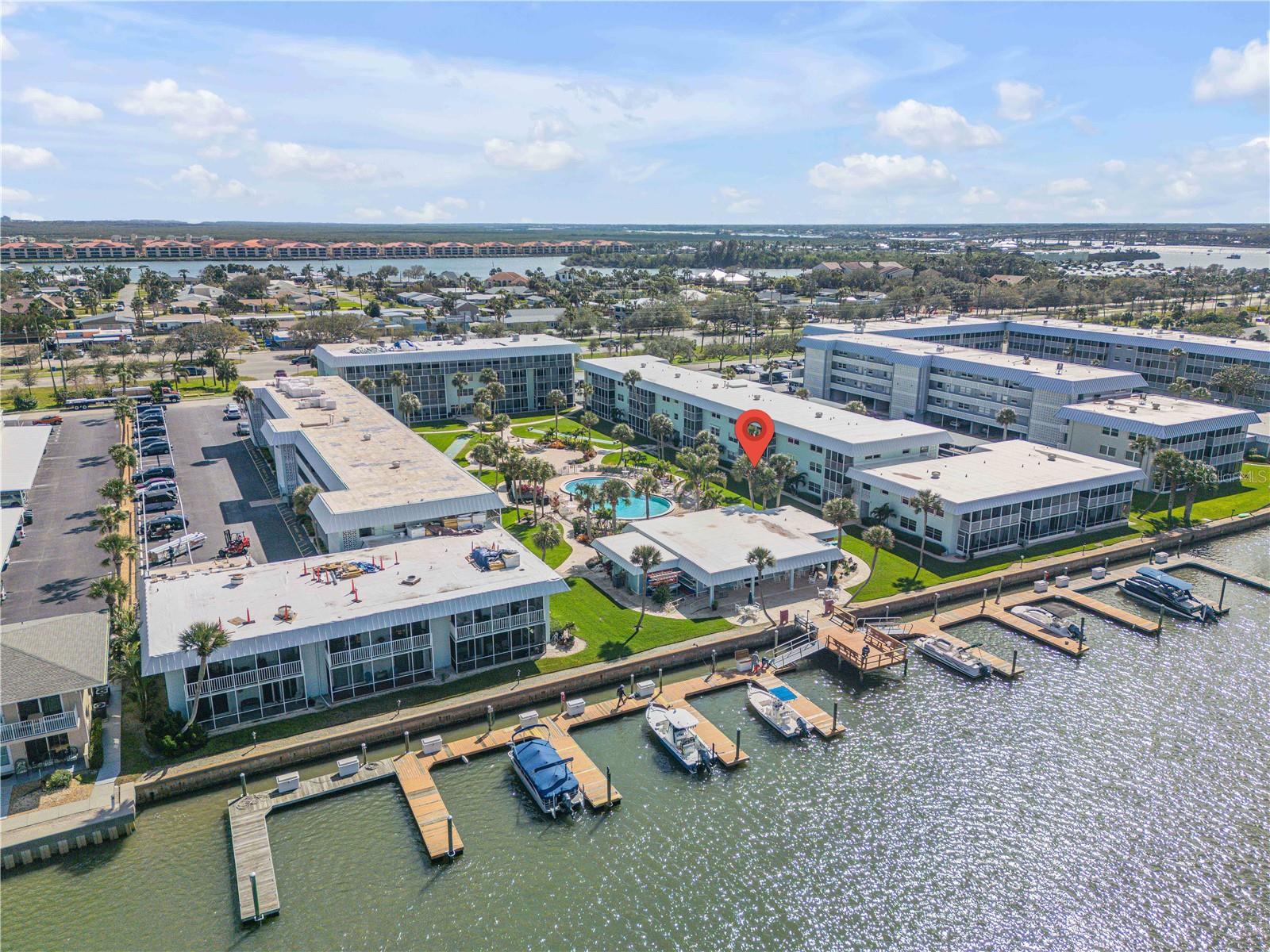 325 Causeway, FL