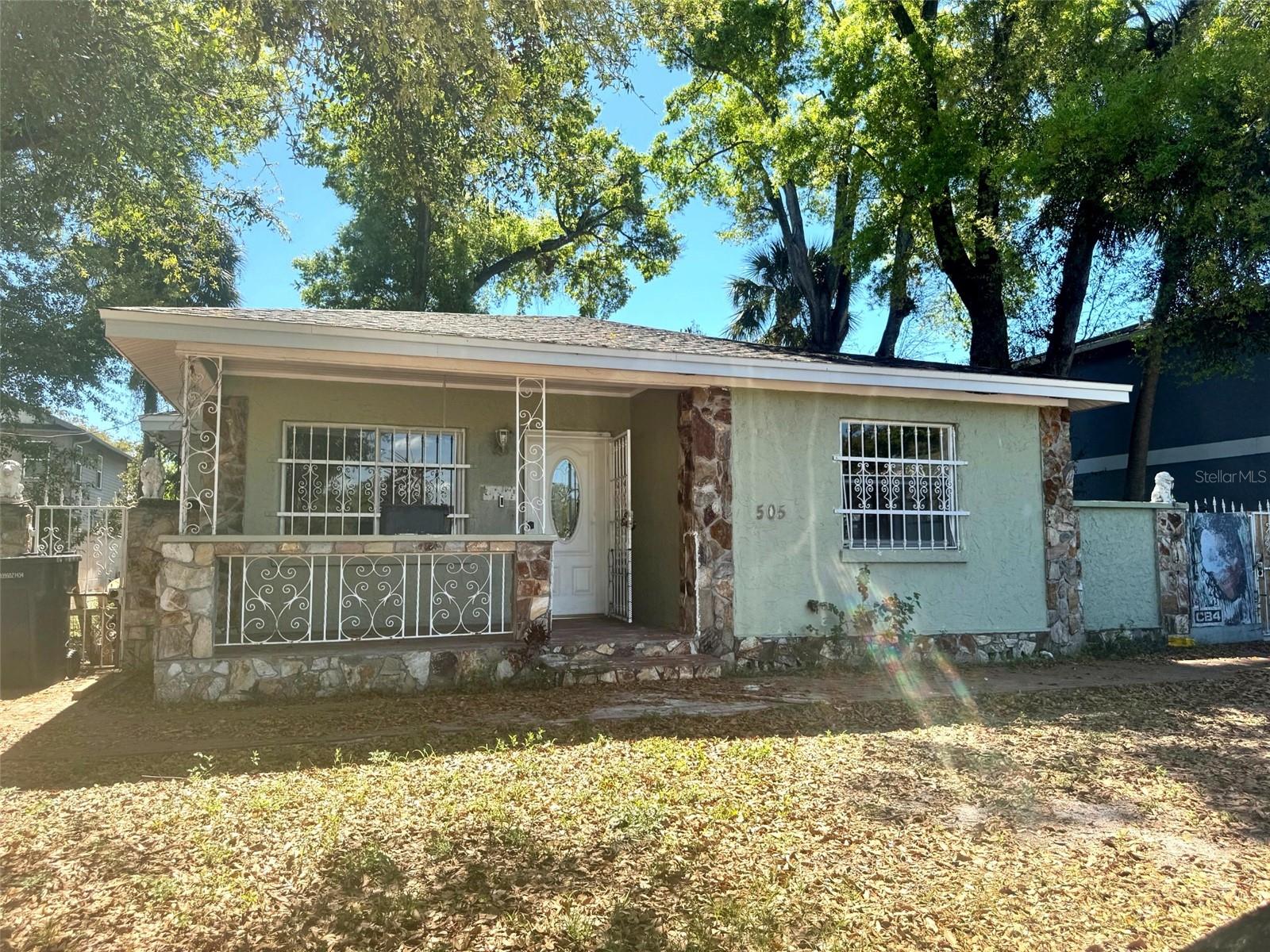 505 Columbus Drive, FL