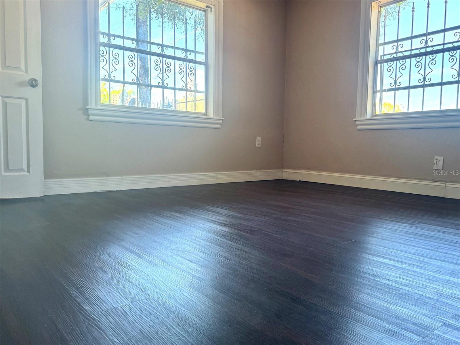 505 Columbus Drive, FL