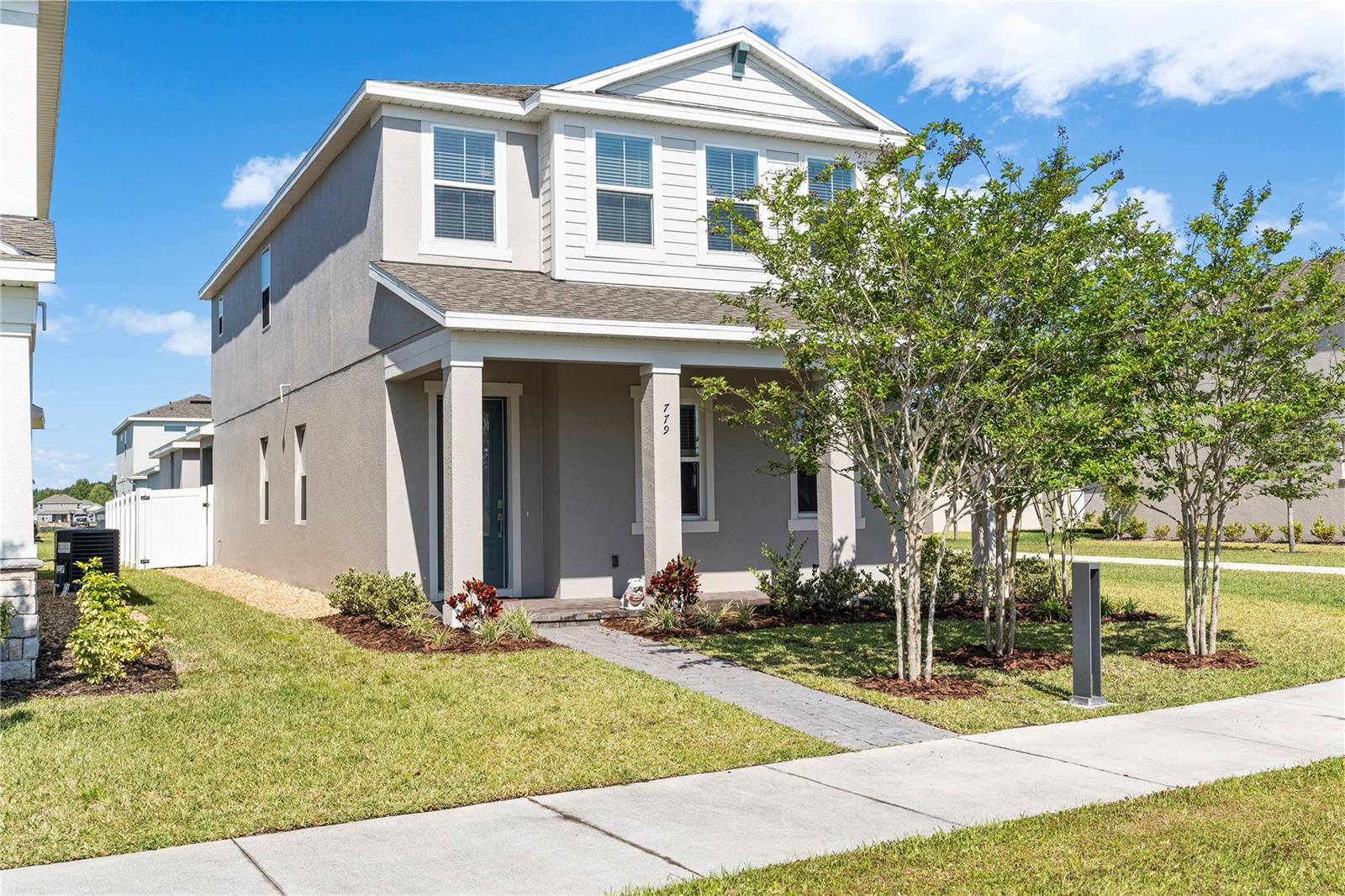 779 Firerock Ln, FL