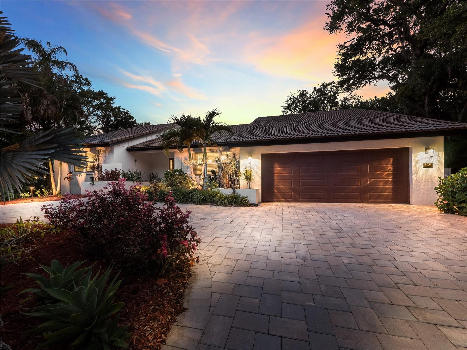 5231 Siesta Cove Drive, FL