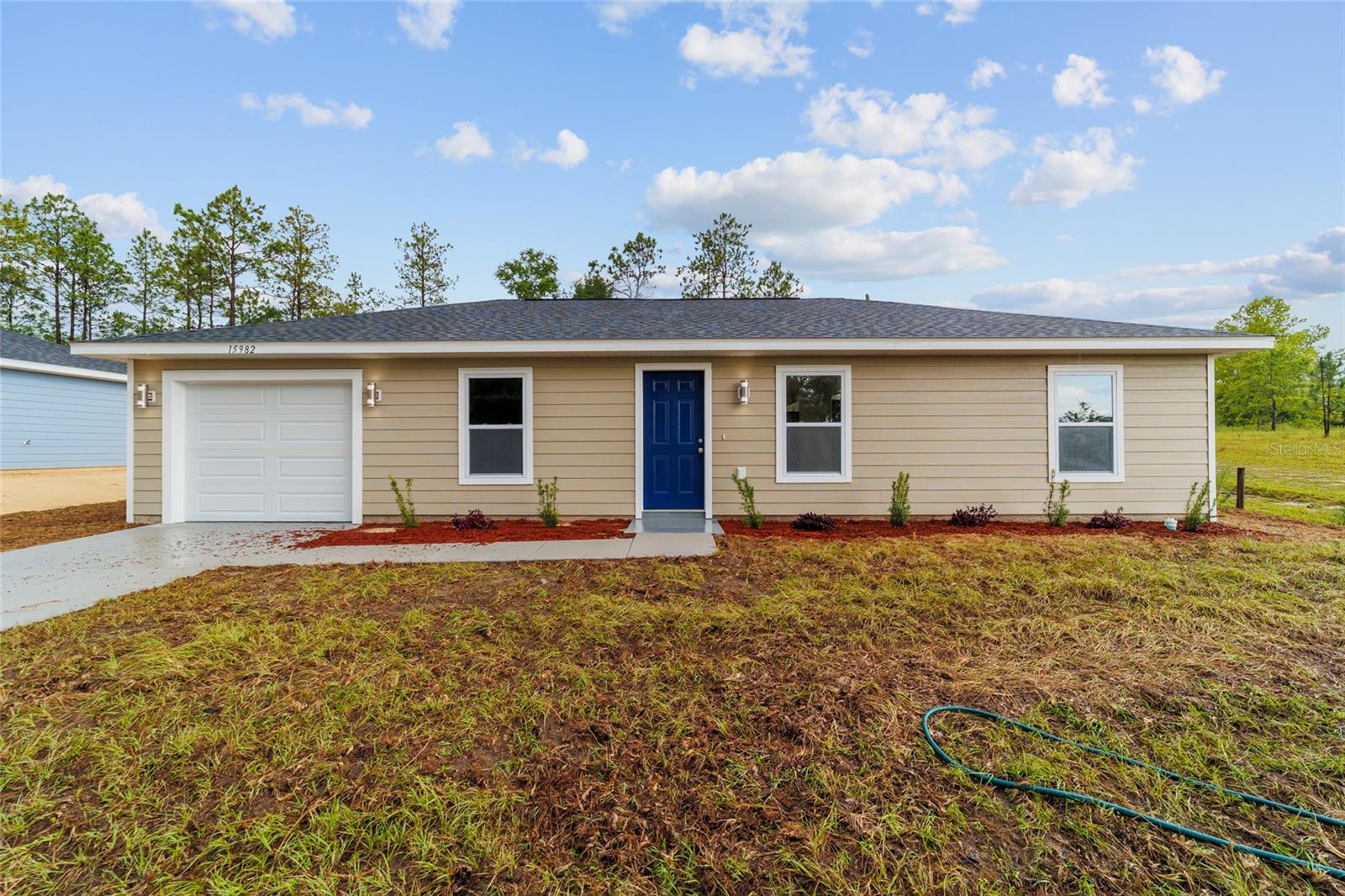 24402 Nw Aspen Ln, FL