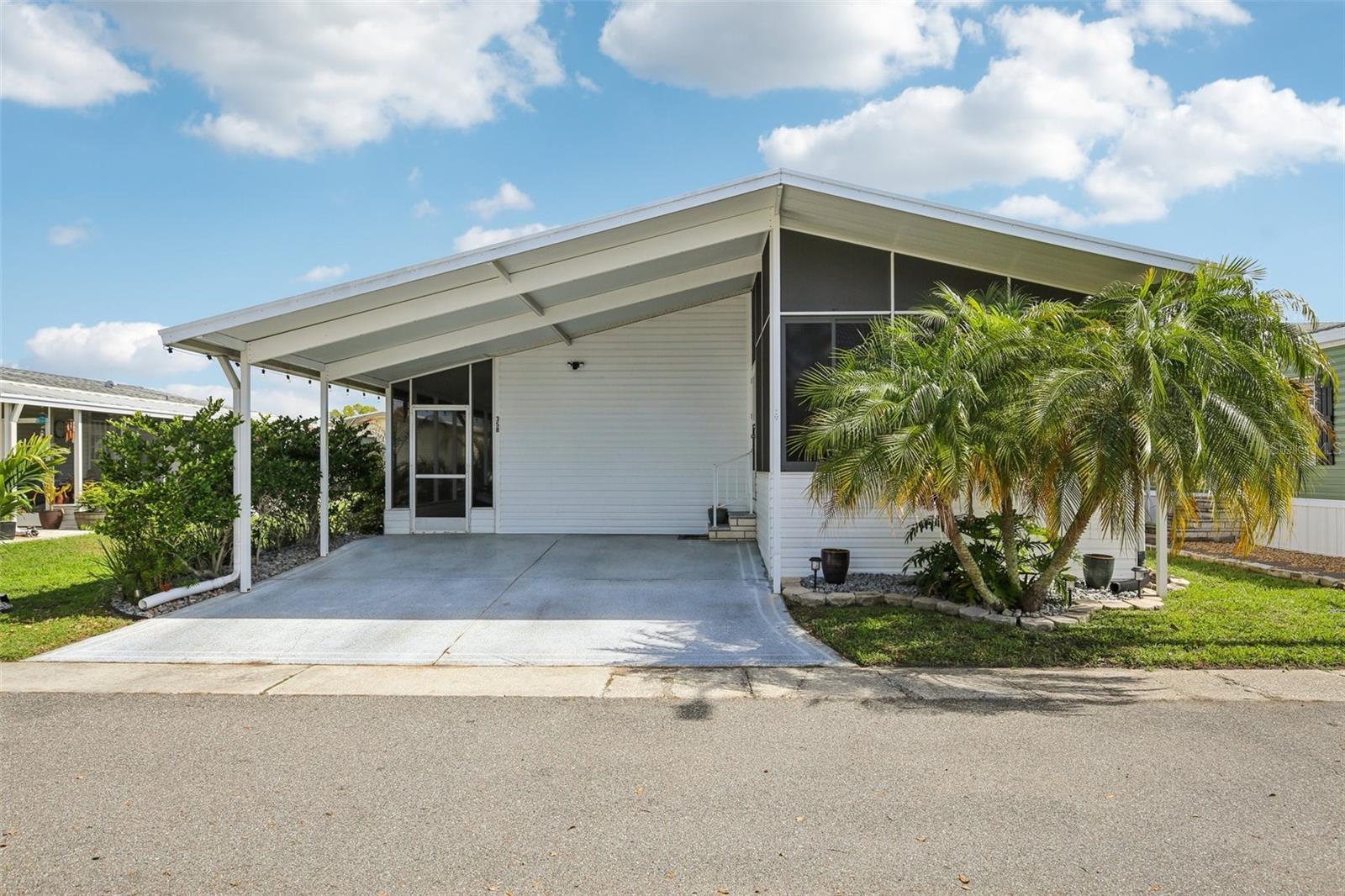 358 Lake Way, FL